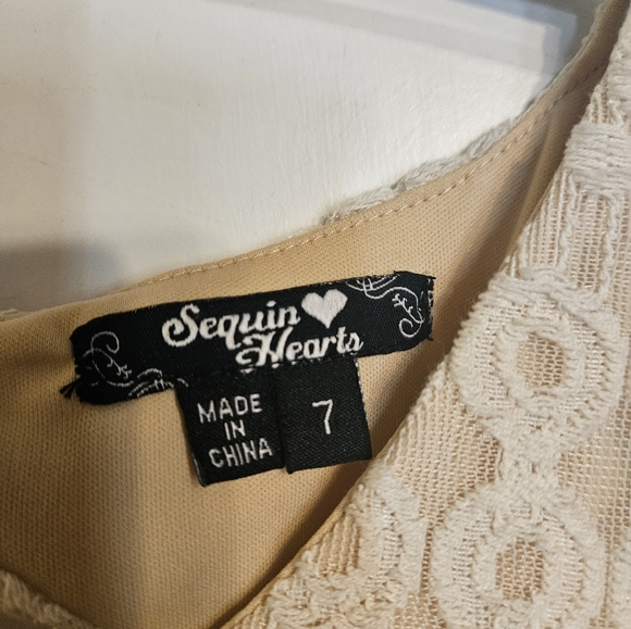 Sequin Hearts Aztec Style Long Dress Size 7 - Picture 5 of 6